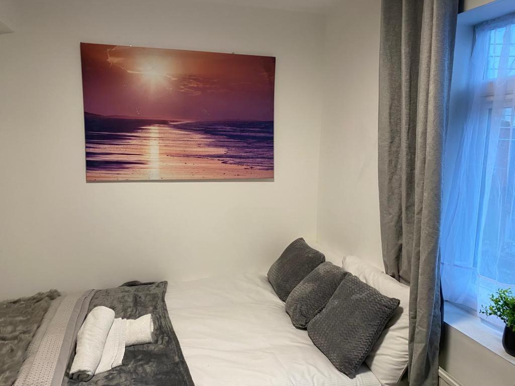 Small But Cozy Studio, Great Tube Connection Londyn Zewnętrze zdjęcie